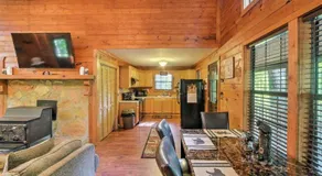 The Lazy Bear Lodge - Image 5