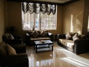 Roseline Hotel Suites - Image 4