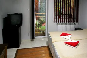 Green Village Hotel Teteven - Image 2