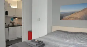 Elvis Presley private studio with kitchen and airconditioning - Image 4