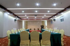 Starway Qingdao Exhibition Center Branch - Image 5