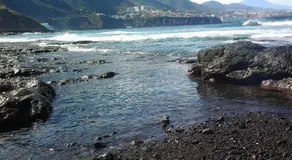 PLAYA Y MONTANA: NATURALEZA Y ARMONIA - Image 3