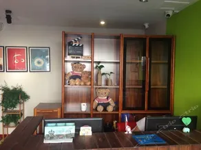 Qingdao Duowei Need Hotel - Image 3