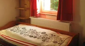 Familiensuite, zwei Zimmer, Mitbenutzung von Küche und Bad - Image 5