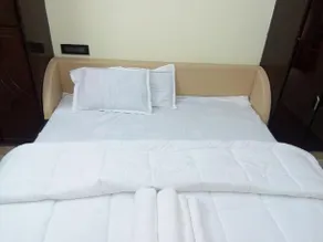 MOKSHAJANA INN GUEST HOUSE - Image 4
