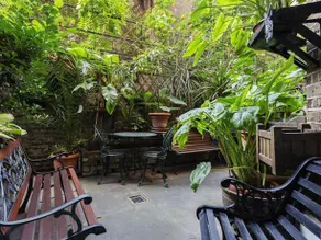 Veeve  2 Bed Flat Iverna Gardens Kensington - Image 5