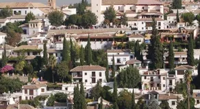 Bonita casa en Barrio de Monachil - Image 4