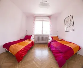 Ebony Pianino Apartment - Image 5