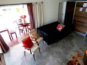 Little Hostel Jurere Internacional - Image 2