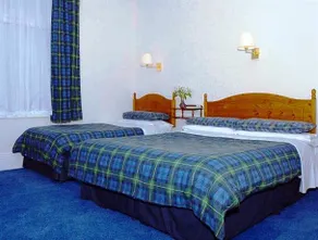 Hillrise Guest House - Image 2