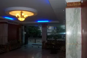 Hotel Laavish - Image 3