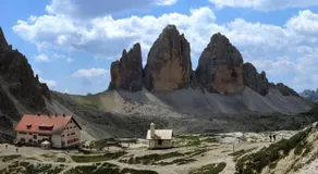 Mountain Lodge - Image 2