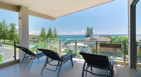 Bimbadeen Penthouse - across the road from Main Beach - Image 3