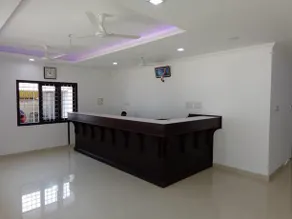 Hotel Kavery - Image 2
