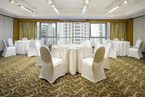 Mövenpick Hotel West Bay Doha - Image 2