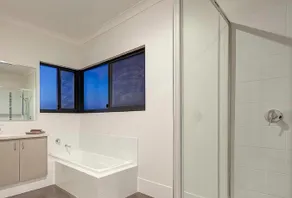 6 Corella Court - Private Jetty & Pool - Image 1