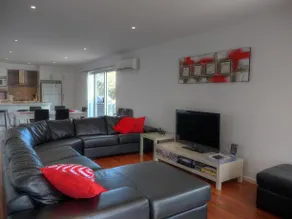 Home On Torrens - Image 3