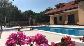 Villa Mia - Image 2
