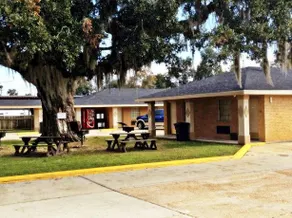 Economy Inn - Image 2