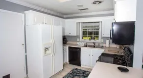 Elliott Point Vacation Home - Image 3