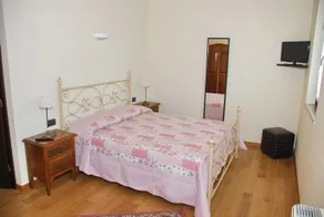 Casale Del Chienti - Image 3