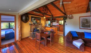 Holiday Home Shipwrecked - Image 5