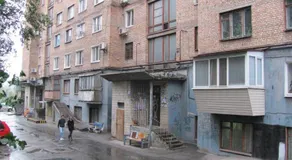 Apartment on Sobornyi Avenue - Image 3