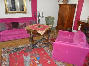 Luxury near Castle - Image 5
