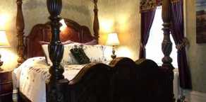 The Patriot House Bed & Breakfast - Image 2