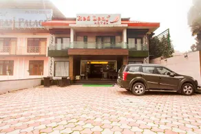 Red Leaf Boutique Hotel - Image 2