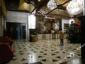 Lu Ming Chun Hotel - Image 2