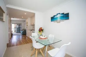 Scarborough Apartment - Image 5