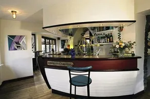 Hotel de l'Isle - Image 2