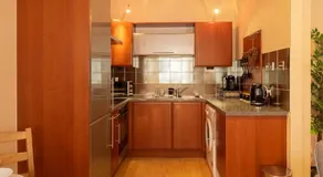 Stylish and comfortable Lace Market Studio Apartment - Image 2