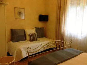 Il Giramondo - Bed And Breakfast - Image 3