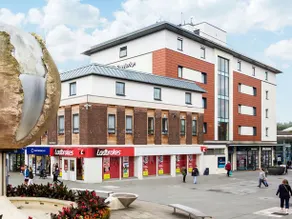 Travelodge Hotel - Horsham Central - Image 2