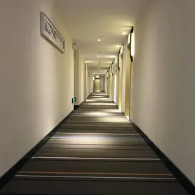 See U Select Hotel - Image 3