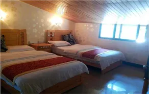 Bamboo Sea Qing Yun Villa Hotel - Image 1