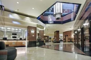 One Bedroom Condo Executive Centre - Image 3