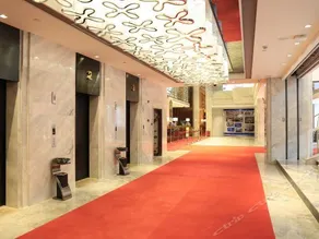 Days Hotel & Suites Tongce Shilin - Image 3