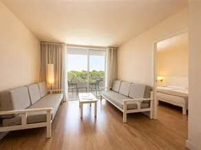 Hotel Rosella - Image 2
