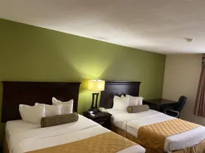 Sleep Inn & Suites by Choice Hotels - Image 2