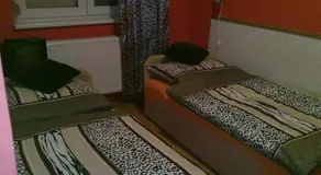 Crazy Frog Apartments - Image 4