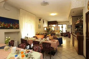 Hotel Garnì Orchidea - Image 2