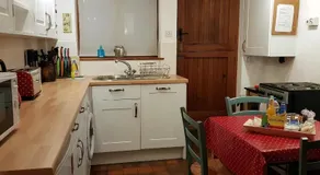 Dove Cottage, Tideswell - Image 5