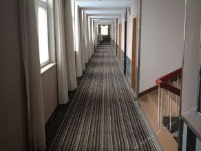 Shanglin Business Hotel - Image 3