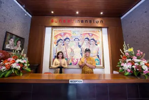 Sunset Mansion - Image 4