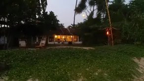 Talalla Beach Bungalows - Image 2