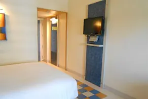 Noorya Hometel - Image 5