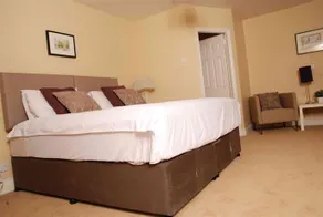 Avondale Guest Accommodation - Image 2